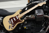 Fender Electric Guitar Stratocaster USA Buddy Guy Signature Honey Blonde Jg. 2006 inkl. Koffer, Occasion in perfektem Zustand