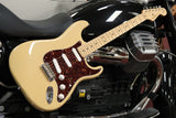 Fender Electric Guitar Stratocaster USA Buddy Guy Signature Honey Blonde Jg. 2006 inkl. Koffer, Occasion in perfektem Zustand