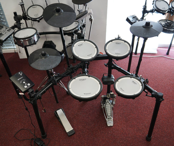 Roland V-Drums Digital Schlagzeug TD-1DMK mit Pearl Bassdrum Fusspedal