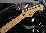 Fender Electric Guitar Stratocaster Standard Arctic White 2016 mit Fender Locking Tuners und Hardschalenkoffer