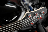 Cort E-Bass 5-String Action V Deluxe in Cherry Burst, aktive Elektronik